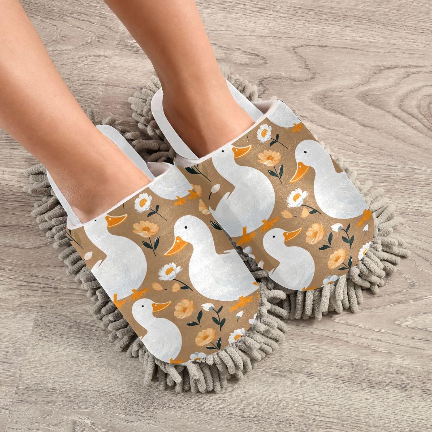 White Ducks Mop Slippers - Sizes 40-45 Perfect Fit for Your Feet